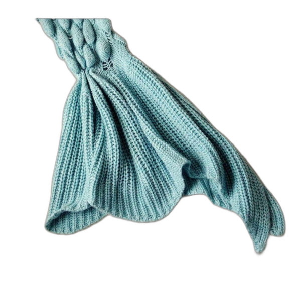 Turquoise hand-crafted crocheted mermaid tail - Picture 2 of 2